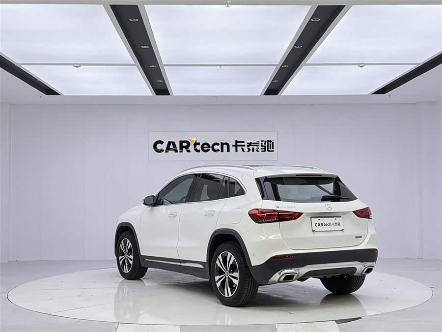 Mercedes-Benz GLA 2020
