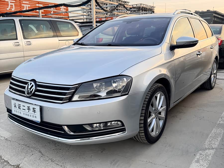 Volkswagen Magotan 2012