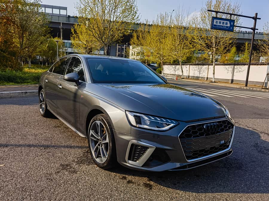 Audi A4L 2023