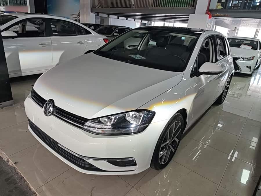 Volkswagen Golf 2020
