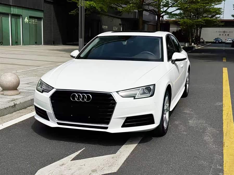 Audi A4L 2017