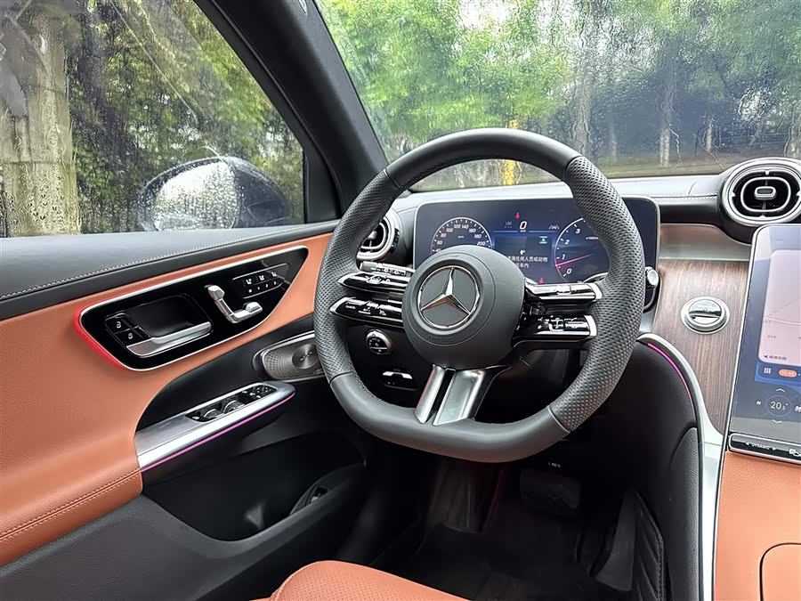 Mercedes-Benz GLC 2025 — фото 10