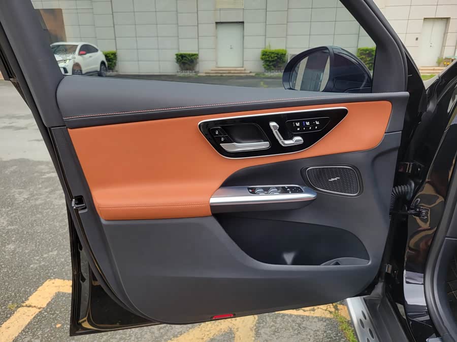 Mercedes-Benz GLC 2024
