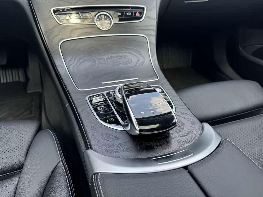 Mercedes-Benz C-Class 2018 — фото 17