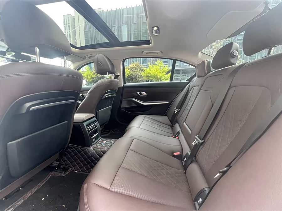BMW 3 Series 2022 — фото 15