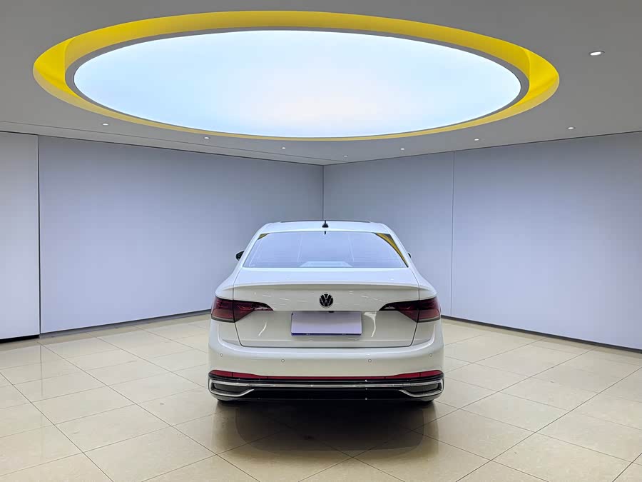 Volkswagen Sagitar 2023