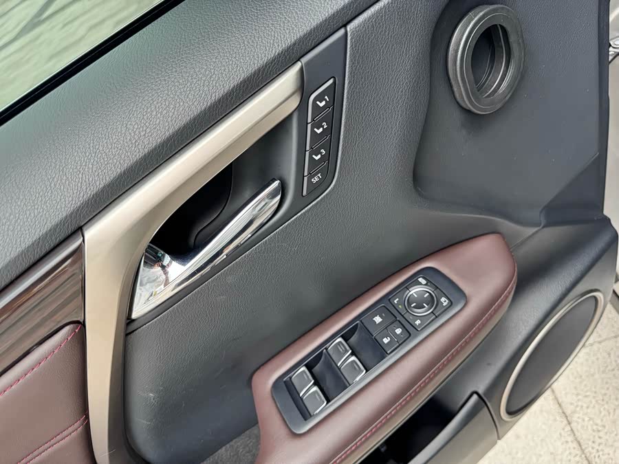 Lexus RX 2016 — фото 15