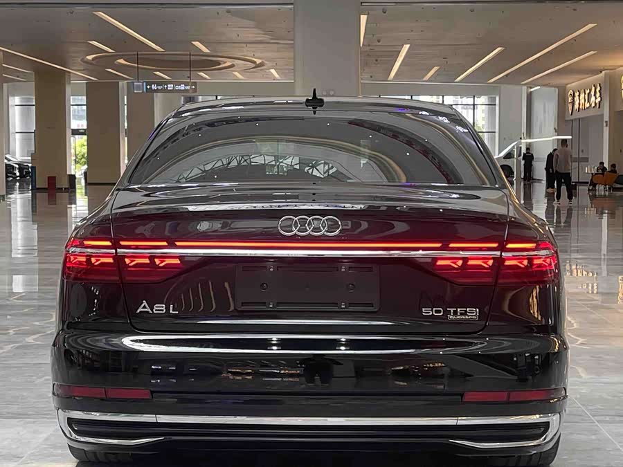 Audi A8 2023