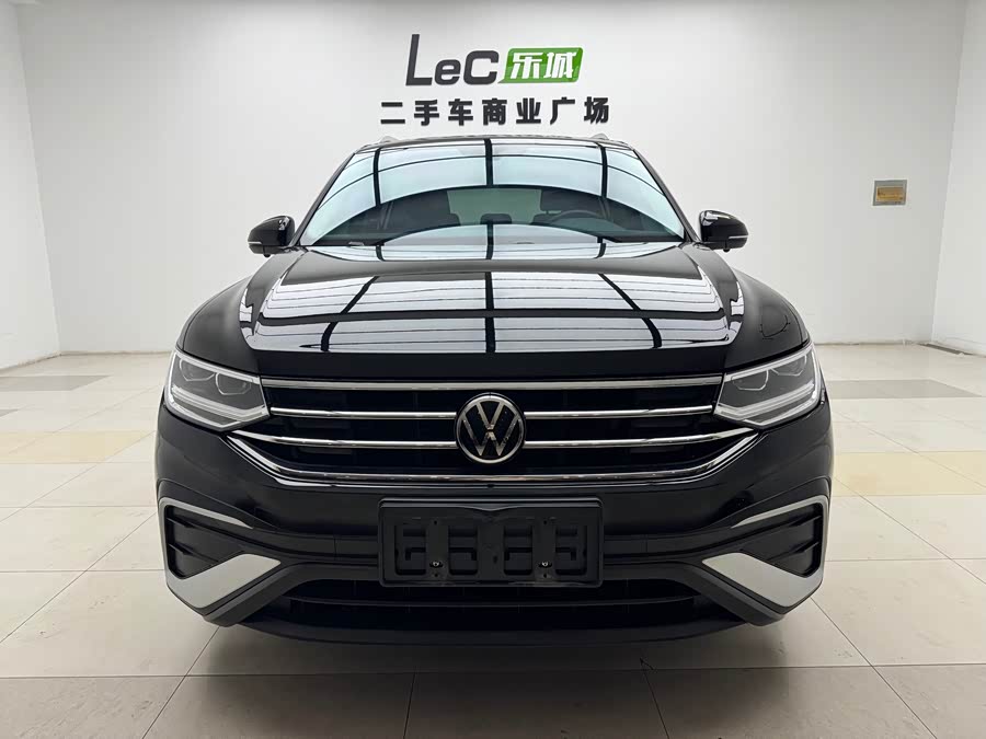 Volkswagen Tiguan L 2024