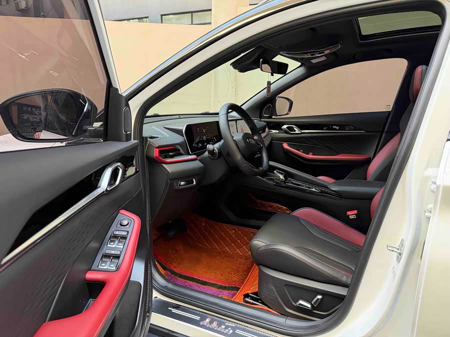 Geely Binyue 2022