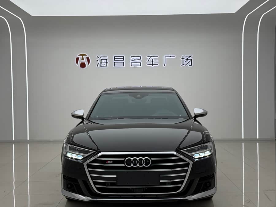 Audi S8 2021