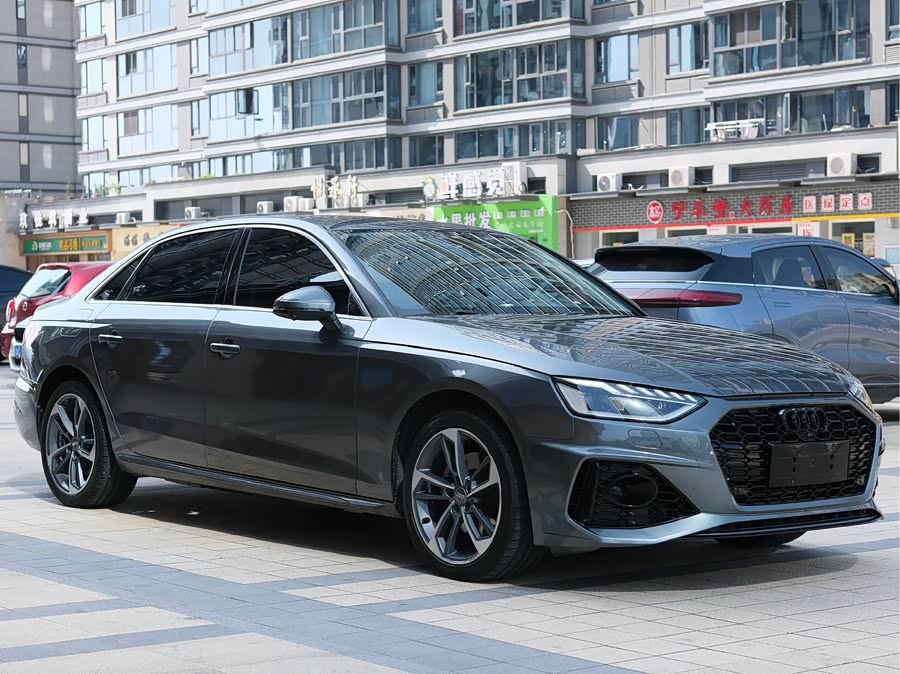 Audi A4L 2021