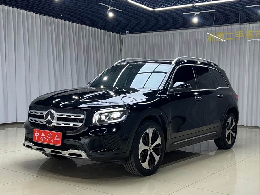 Mercedes-Benz GLB 2023