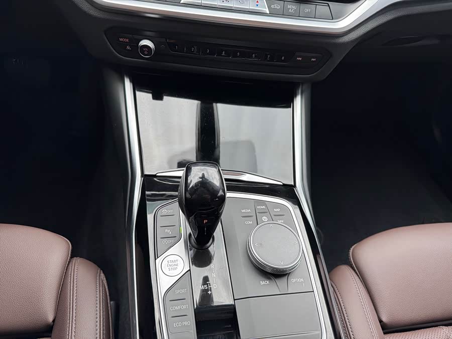 BMW 3 Series 2022 — фото 14