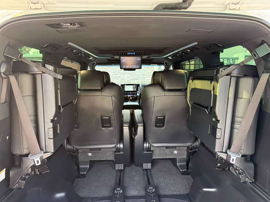Toyota Vellfire 2021 — фото 12