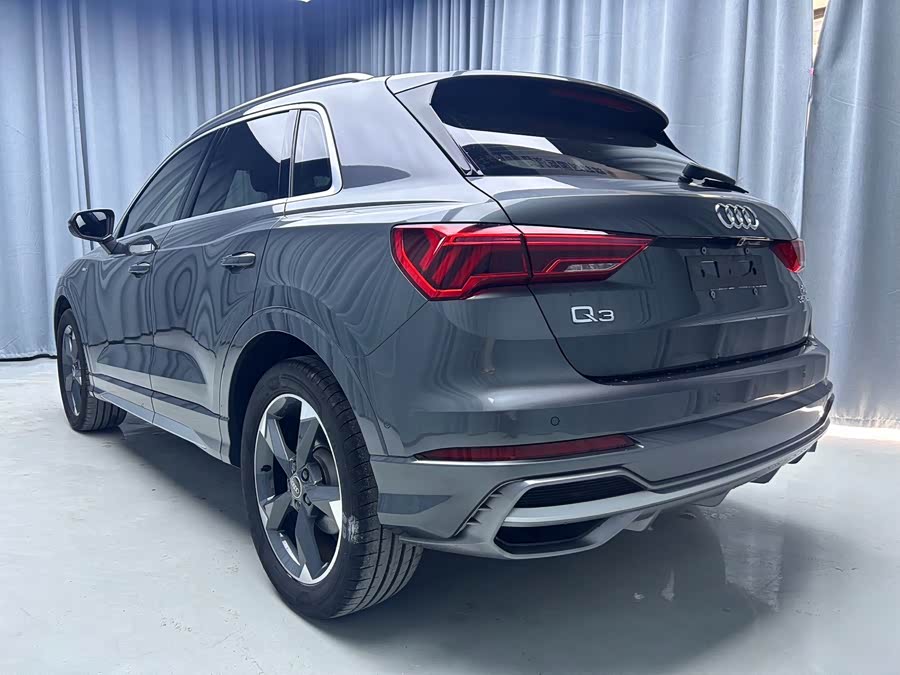 Audi Q3 2023 — фото 22
