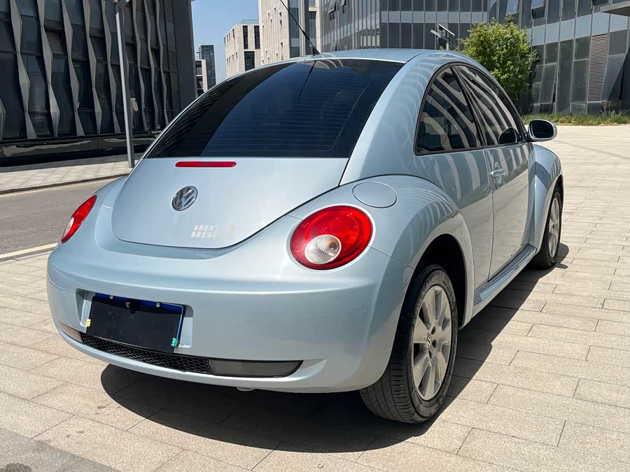 Volkswagen Beetle 2010