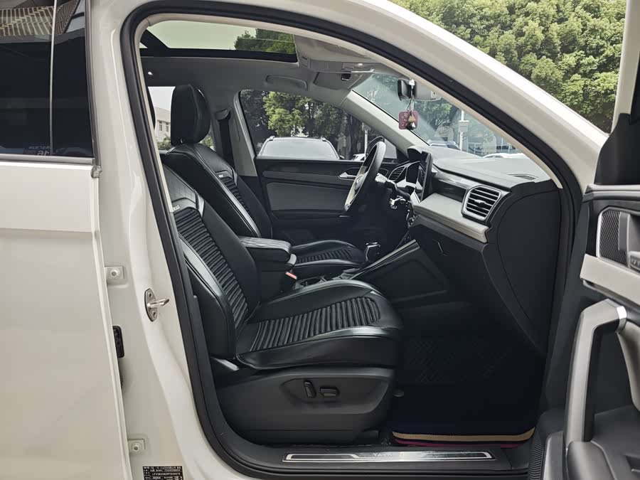 Volkswagen Tayron 2023
