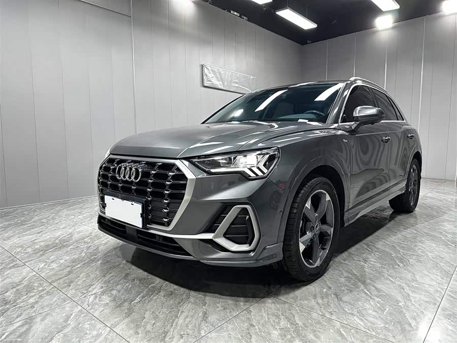 Audi Q3 2022
