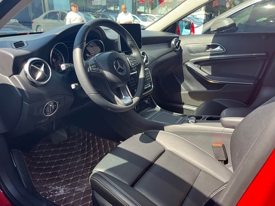 Mercedes-Benz GLA 2017