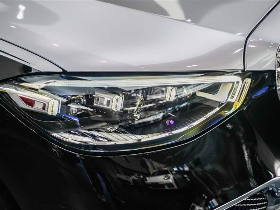 Mercedes-Benz Maybach S-Class 2025