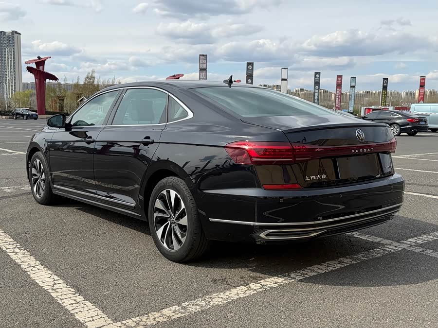 Volkswagen Passat 2022