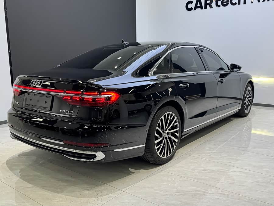 Audi A8 2023