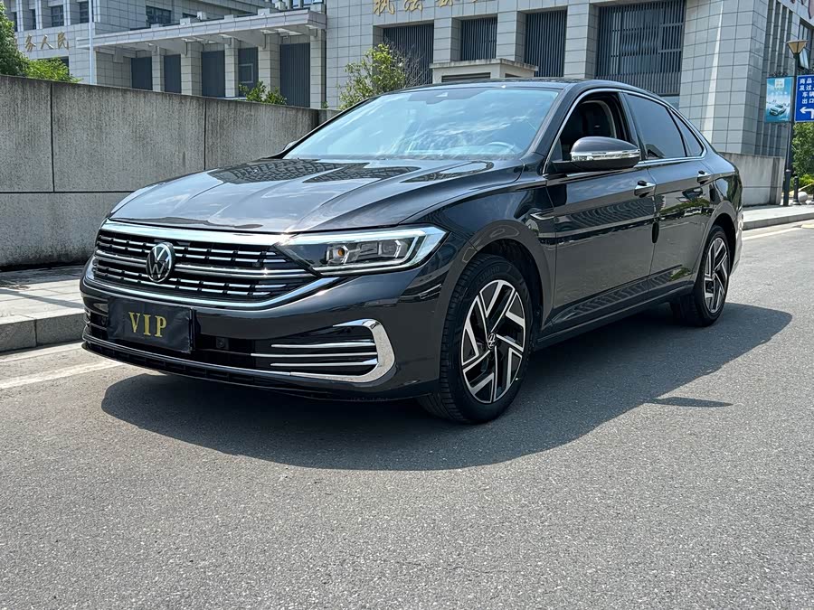 Volkswagen Sagitar 2023