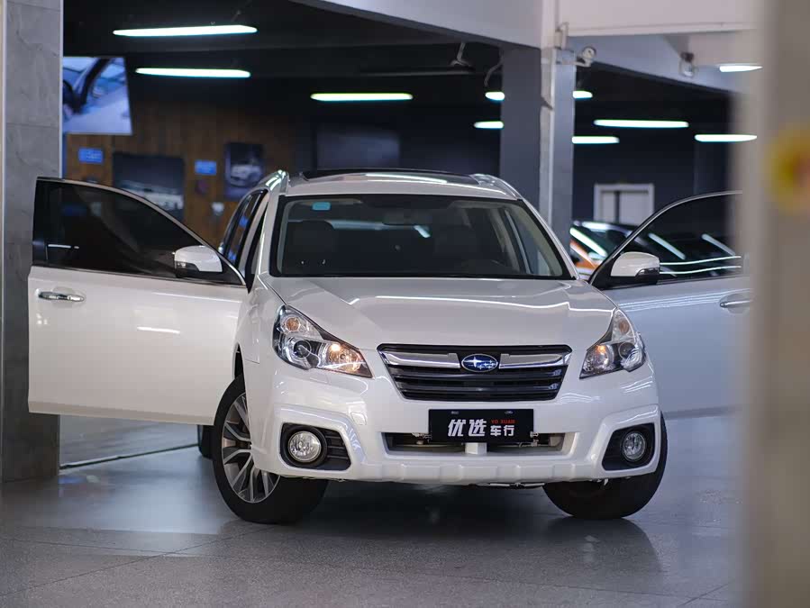 Subaru Outback 2013 — фото 11