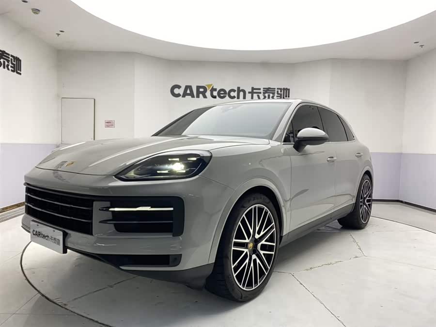 Porsche Cayenne 2024