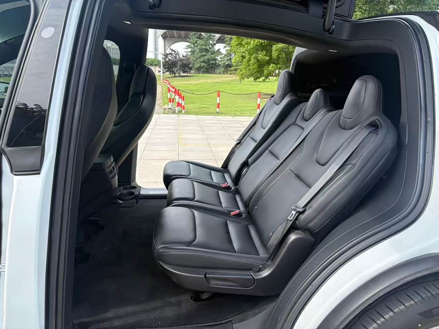 Tesla Model X 2017