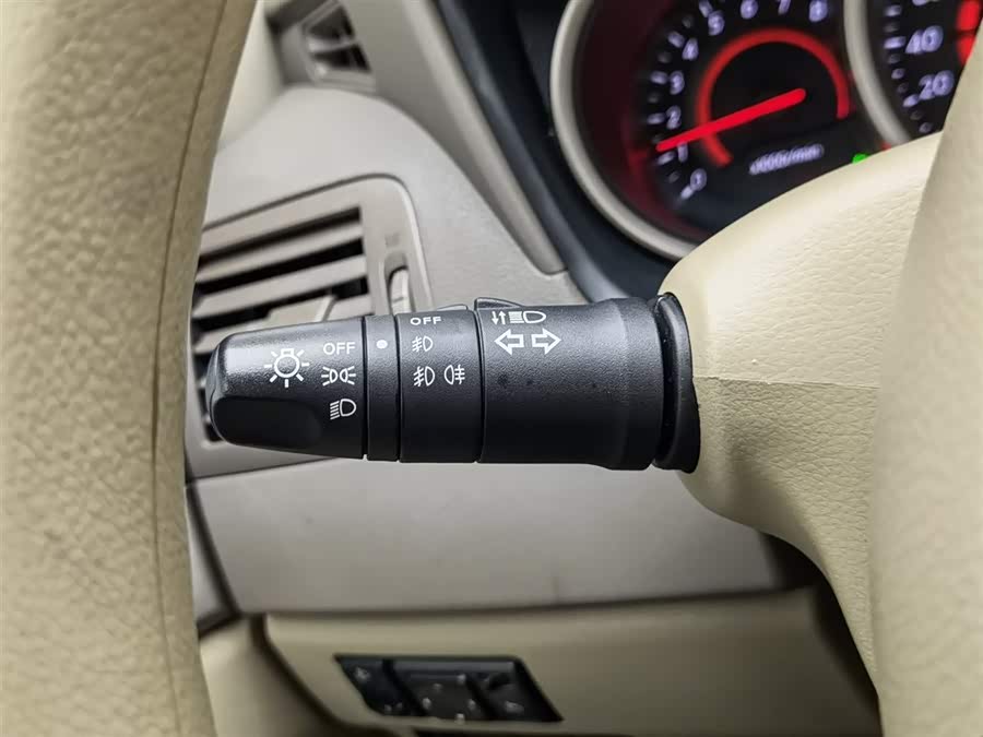 Nissan Sylphy 2018 — фото 21