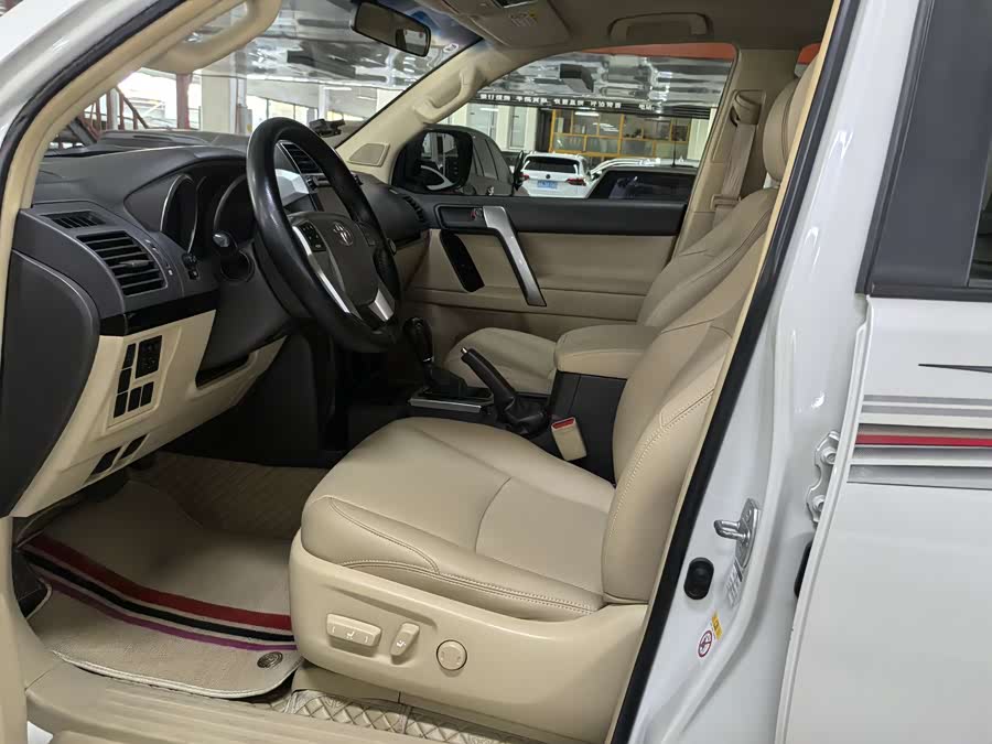 Toyota Prado 2014