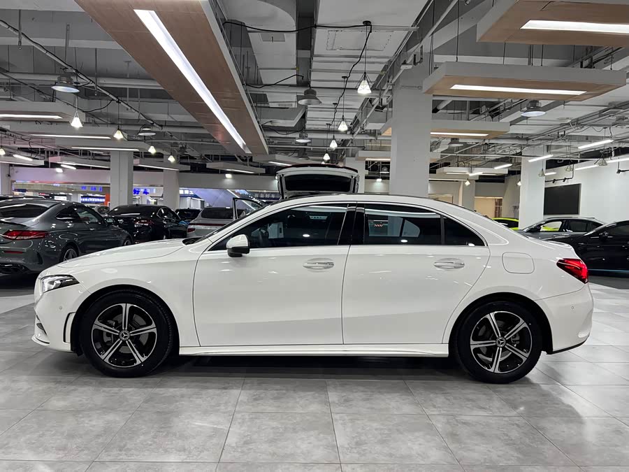 Mercedes-Benz A-Class 2022