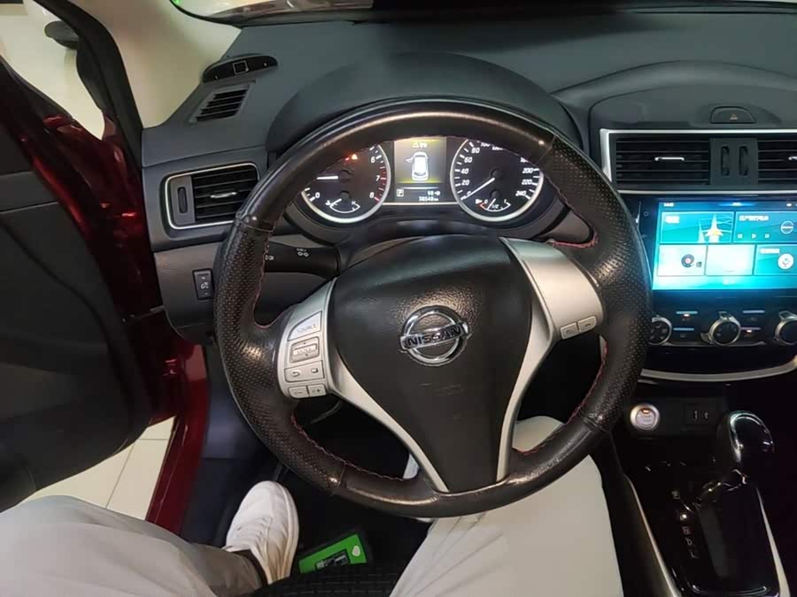 Nissan Tiida 2019 — фото 11
