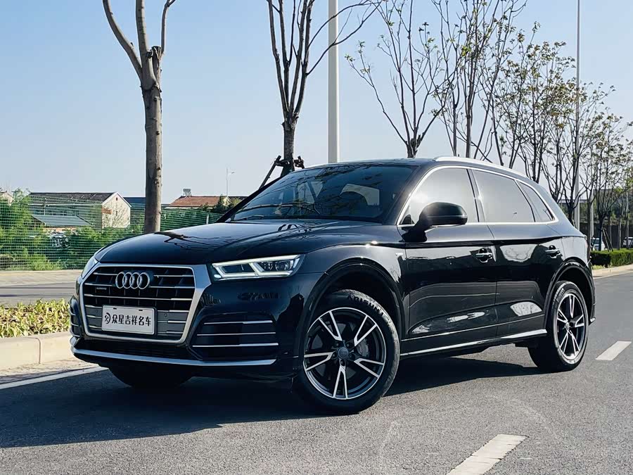 Audi Q5L 2020 — фото 23