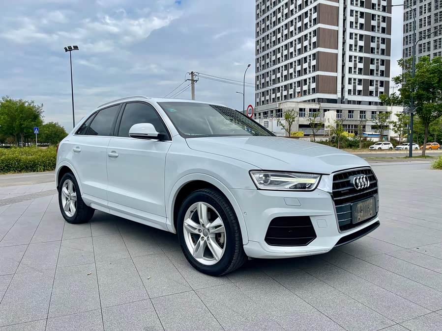 Audi Q3 2016