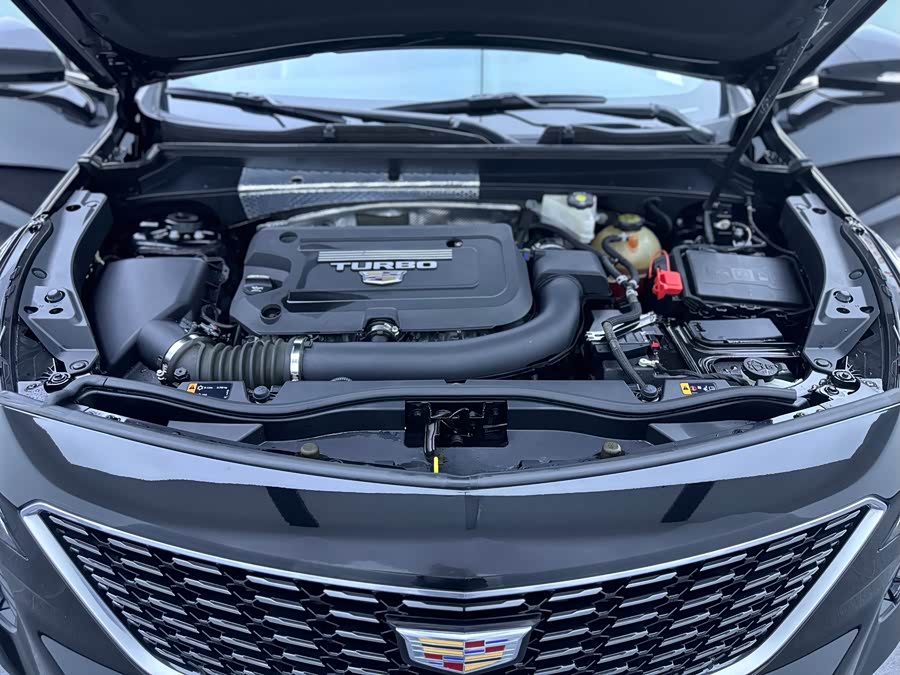 Cadillac XT4 2021 — фото 27