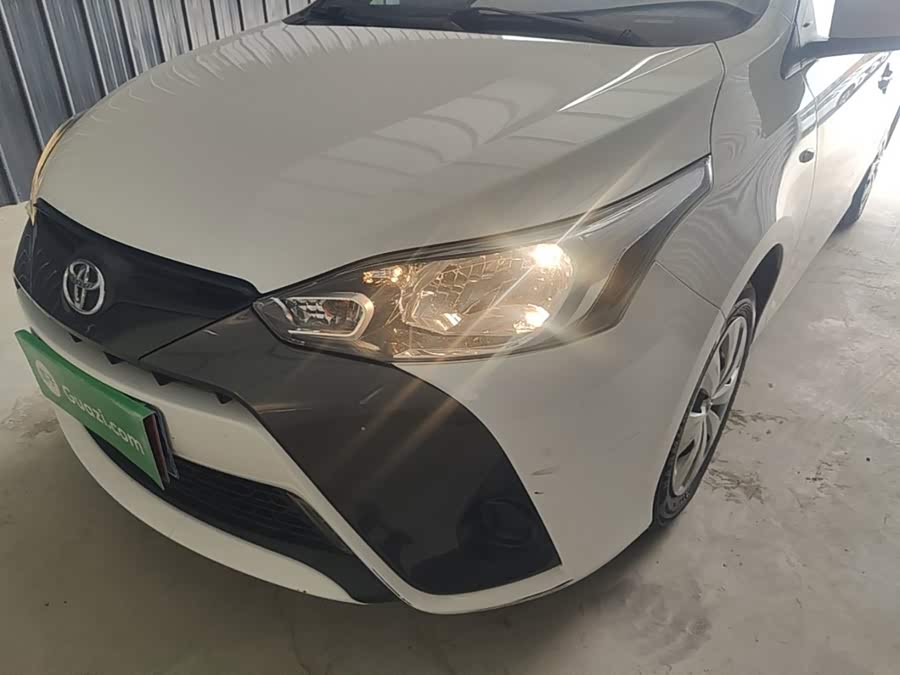 Toyota Yaris L 2016 — фото 24