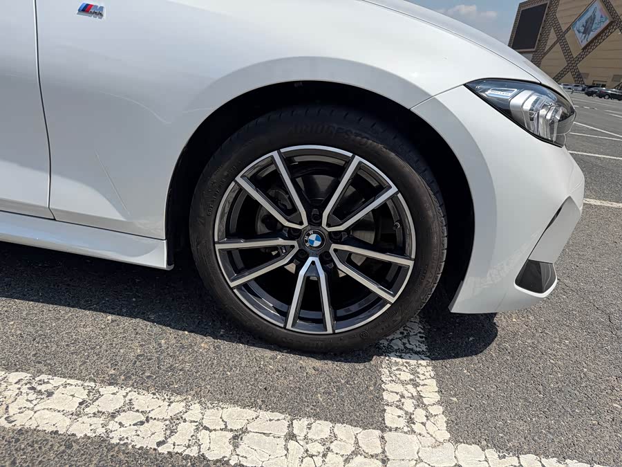 BMW 3 Series 2023 — фото 14