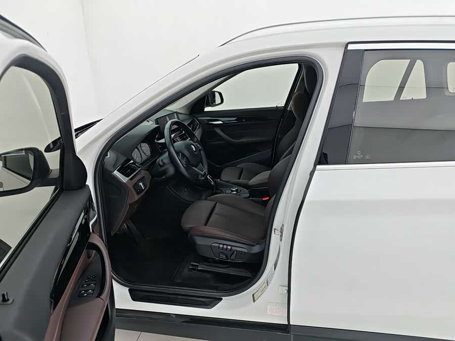 BMW X1 2020 — фото 9