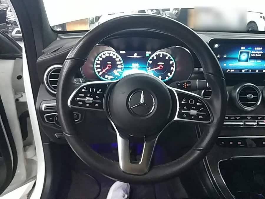 Mercedes-Benz GLC 2020 — фото 11