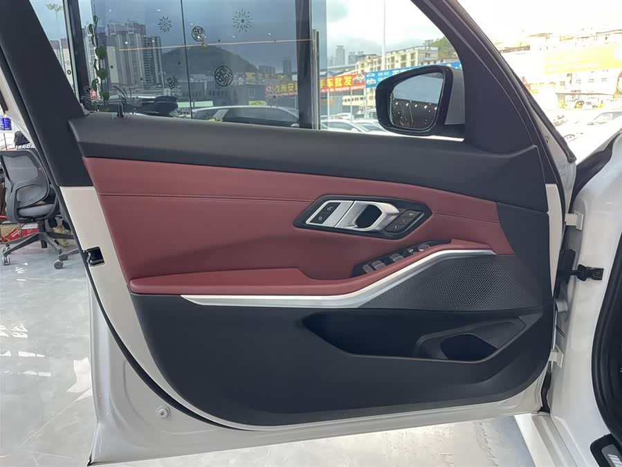 BMW 3 Series 2023