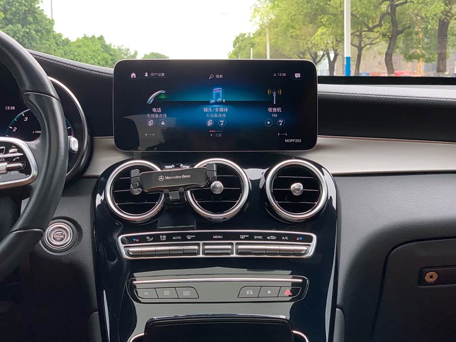 Mercedes-Benz GLC Coupe 2020 — фото 19