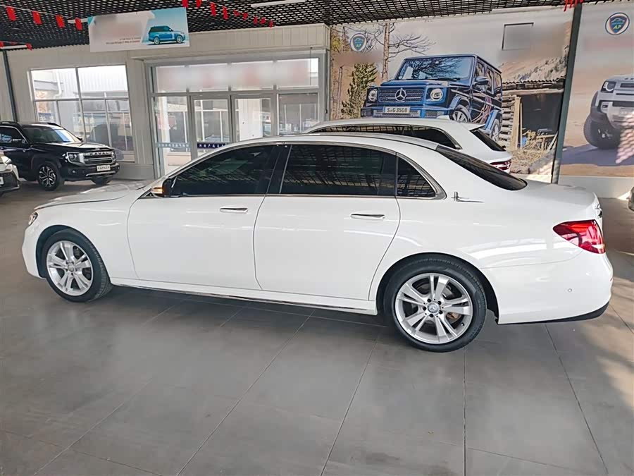 Mercedes-Benz E-Class 2016