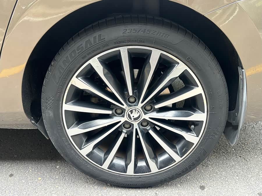 Skoda Speedy 2016 — фото 15