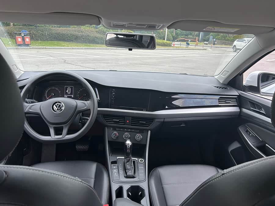 Volkswagen Bora 2021