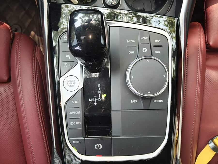 BMW 3 Series 2022 — фото 14