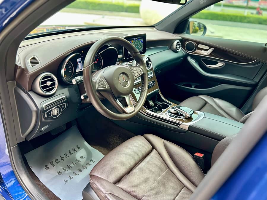 Mercedes-Benz GLC 2019 — фото 11