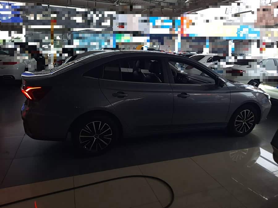 Roewe i5 2021